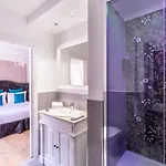 Trastevere Paper Suites